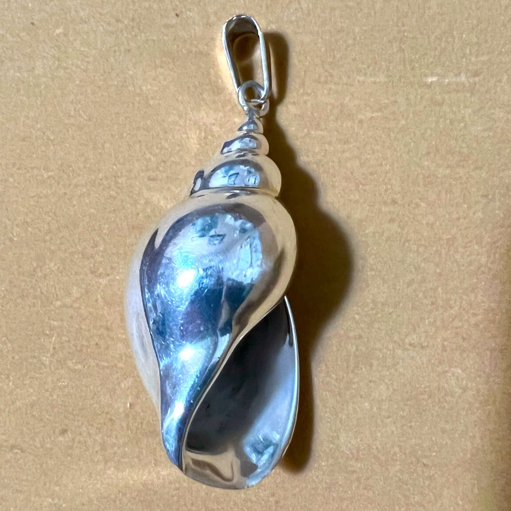 Huge vintage sterling shell pendant - Picture 2 of 5